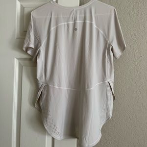 Lulu workout shirt!